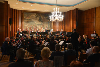 Das Blasorchester 3Sparren spielt im kleinen Saal der Rudolf-Oetker-Halle